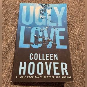 Colleen Hoover- ugly love